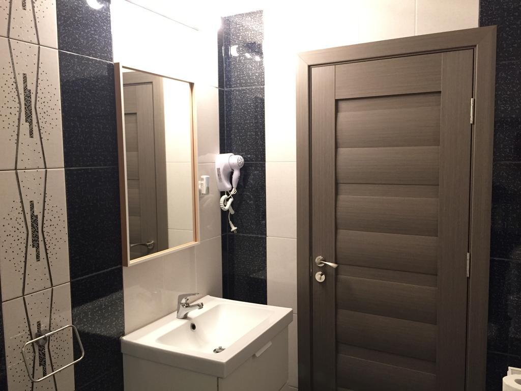 Hotel Mic Bucareste Quarto foto